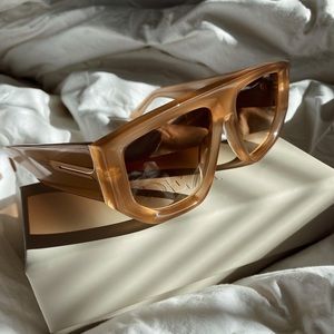 Dezi backtrack sunglasses